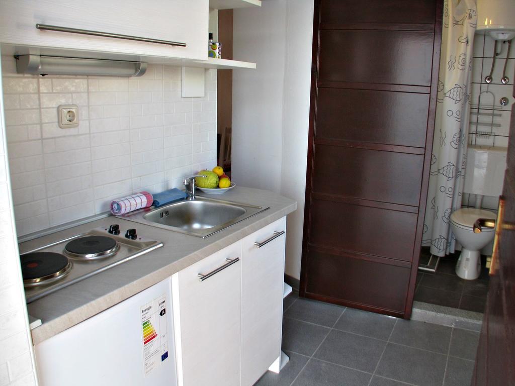 Apartment Noa Kaštel Kambelovac Kamer foto