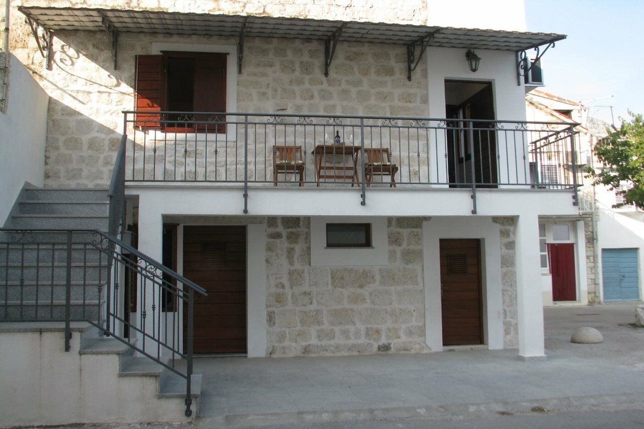Apartment Noa Kaštel Kambelovac Buitenkant foto